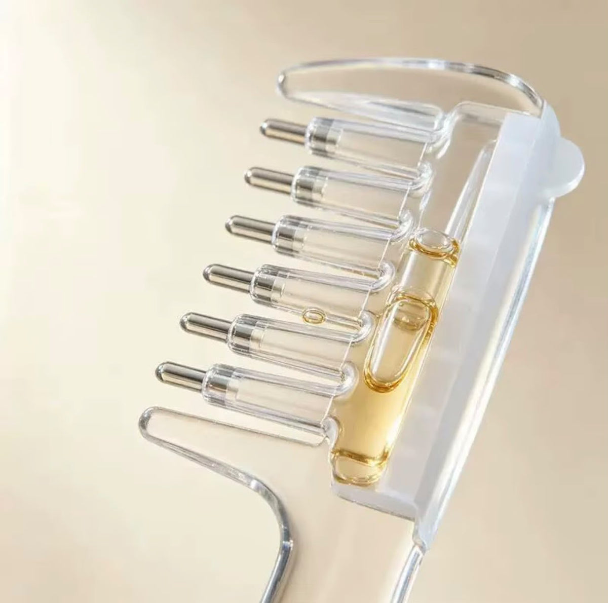 Pieptene Aplicator pentru Scalp
